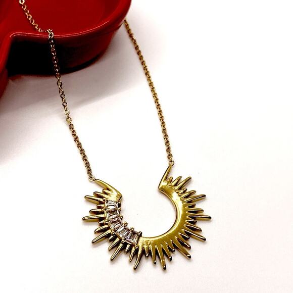 NEW Gold Sunburst & Rhinestone Layering Necklace - Picture 9 of 12
